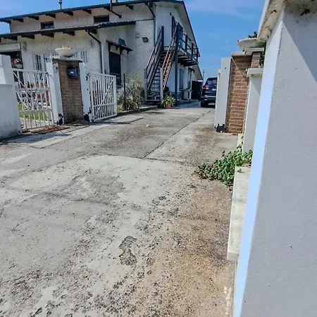 L'oasi Di Ramona Apartment